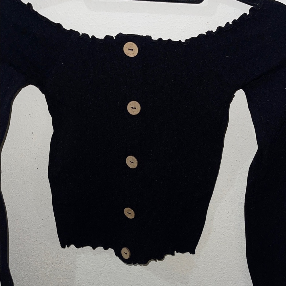 Black Off-Shoulder Buttoned Top - Picture 3 of 3